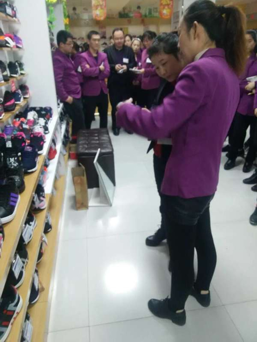 【用心研究本職工作】服務(wù)技能比賽，努力成為更好的自己！