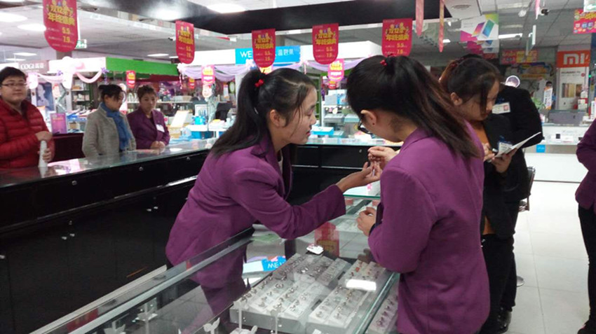 【用心研究本職工作】服務(wù)技能比賽，努力成為更好的自己！